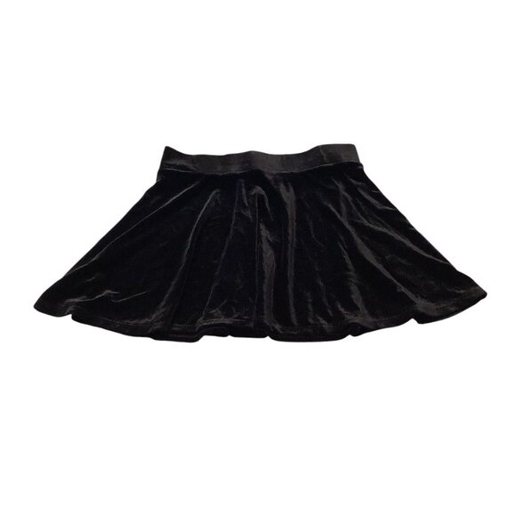 Forever 21 Velvet /Velour Pull On Skater Mini Black Skirt Womens Size Small - Picture 2 of 5